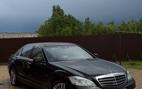Mercedes-Benz S-Класс, 2011 год, 1 600 000 рублей, 3 фотография
