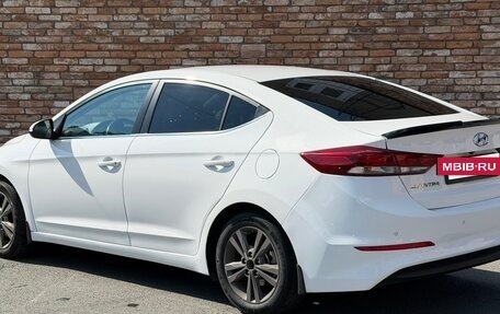 Hyundai Elantra VI рестайлинг, 2016 год, 1 250 000 рублей, 3 фотография
