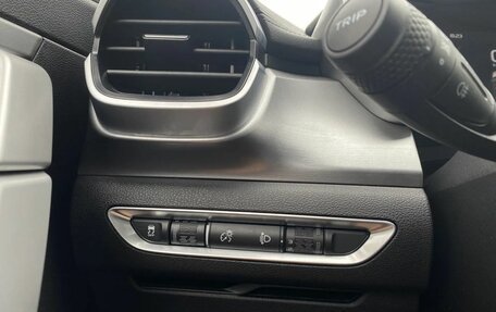 Geely Coolray I, 2023 год, 1 859 000 рублей, 32 фотография