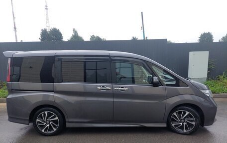 Honda Stepwgn IV, 2015 год, 2 050 000 рублей, 4 фотография