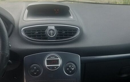 Renault Clio III, 2008 год, 520 000 рублей, 8 фотография