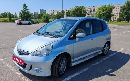 Honda Jazz I рестайлинг, 2006 год, 550 000 рублей, 4 фотография