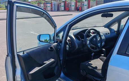 Honda Jazz I рестайлинг, 2006 год, 550 000 рублей, 11 фотография