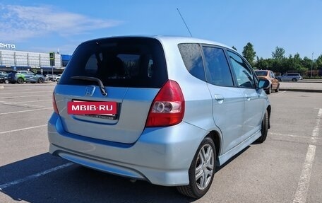Honda Jazz I рестайлинг, 2006 год, 550 000 рублей, 8 фотография