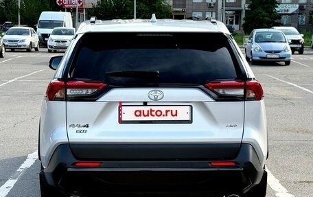 Toyota RAV4, 2021 год, 4 065 000 рублей, 5 фотография