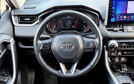 Toyota RAV4, 2021 год, 4 065 000 рублей, 21 фотография