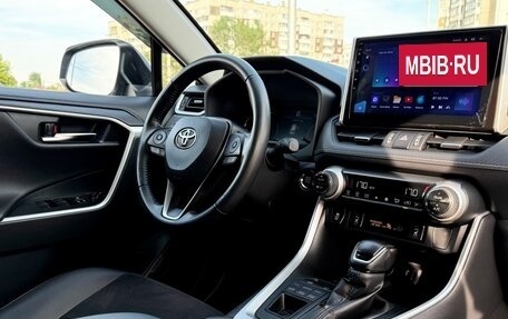Toyota RAV4, 2021 год, 4 065 000 рублей, 24 фотография