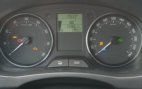 Skoda Fabia II, 2011 год, 650 000 рублей, 5 фотография