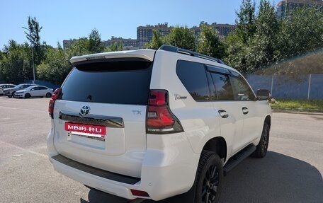 Toyota Land Cruiser Prado 150 рестайлинг 2, 2021 год, 5 400 000 рублей, 3 фотография
