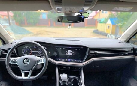 Volkswagen Touareg III, 2019 год, 4 550 000 рублей, 11 фотография