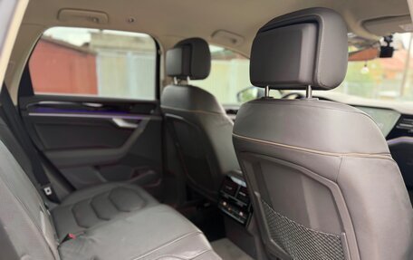 Volkswagen Touareg III, 2019 год, 4 550 000 рублей, 13 фотография