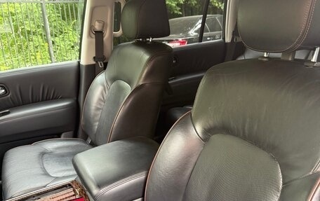 Nissan Patrol, 2011 год, 2 500 000 рублей, 19 фотография