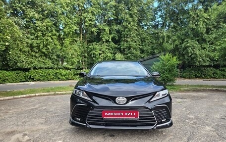 Toyota Camry, 2021 год, 3 000 000 рублей, 4 фотография