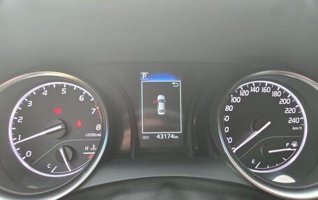 Toyota Camry, 2021 год, 3 000 000 рублей, 13 фотография