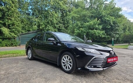 Toyota Camry, 2021 год, 3 000 000 рублей, 6 фотография