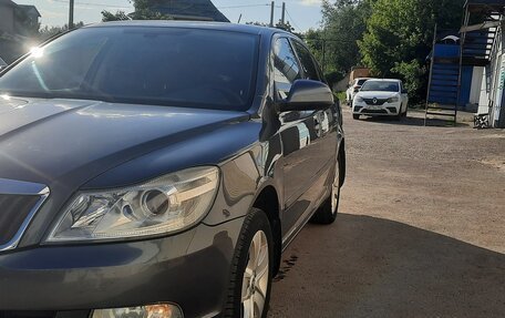 Skoda Octavia, 2011 год, 870 000 рублей, 2 фотография