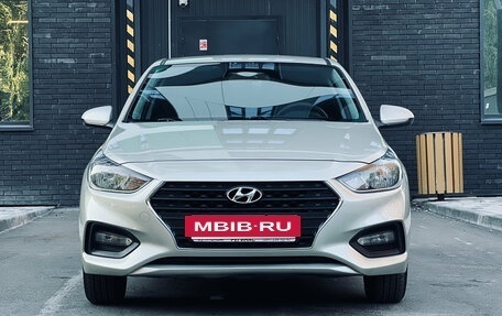 Hyundai Solaris II рестайлинг, 2018 год, 1 150 000 рублей, 3 фотография