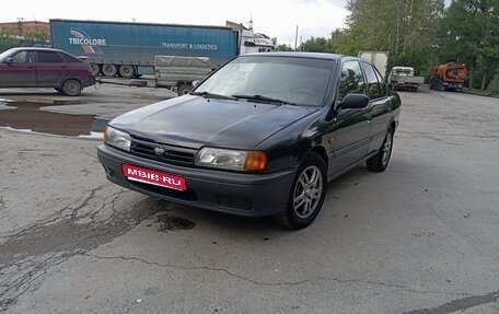 Nissan Primera II рестайлинг, 1993 год, 115 000 рублей, 1 фотография