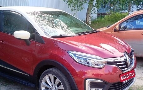 Renault Kaptur I рестайлинг, 2020 год, 1 670 000 рублей, 2 фотография