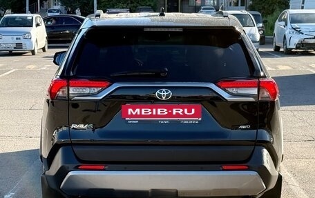 Toyota RAV4, 2021 год, 4 490 000 рублей, 6 фотография
