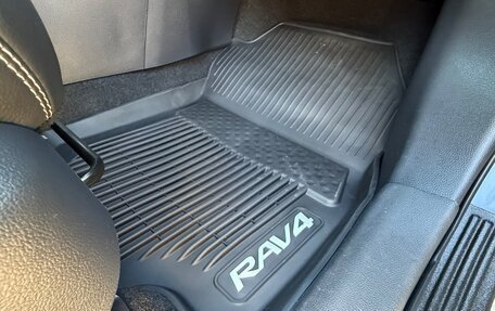 Toyota RAV4, 2021 год, 4 490 000 рублей, 25 фотография