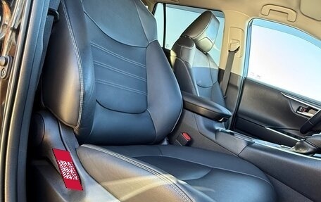 Toyota RAV4, 2021 год, 4 490 000 рублей, 24 фотография