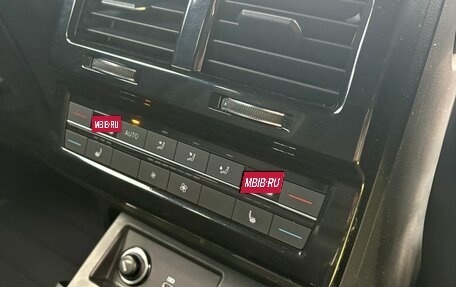 Volkswagen Touareg III, 2021 год, 5 900 000 рублей, 12 фотография