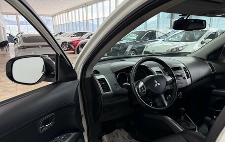 Mitsubishi Outlander III рестайлинг 3, 2012 год, 1 300 000 рублей, 8 фотография