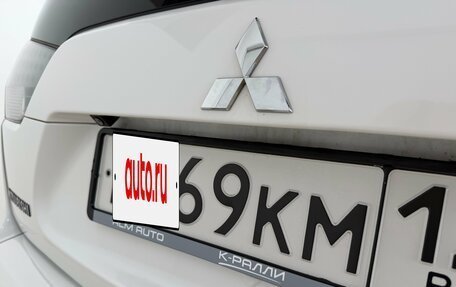 Mitsubishi Outlander III рестайлинг 3, 2012 год, 1 300 000 рублей, 22 фотография