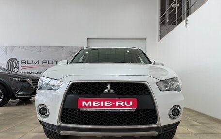 Mitsubishi Outlander III рестайлинг 3, 2012 год, 1 300 000 рублей, 16 фотография
