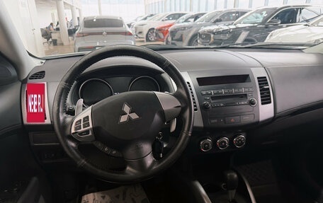 Mitsubishi Outlander III рестайлинг 3, 2012 год, 1 300 000 рублей, 31 фотография