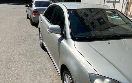 Toyota Avensis III рестайлинг, 2007 год, 930 000 рублей, 2 фотография