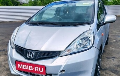 Honda Fit III, 2010 год, 645 000 рублей, 1 фотография