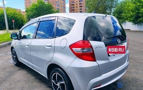 Honda Fit III, 2010 год, 645 000 рублей, 15 фотография