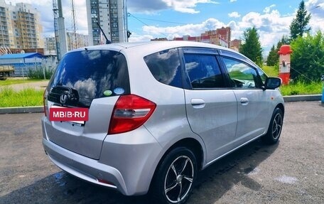 Honda Fit III, 2010 год, 645 000 рублей, 14 фотография