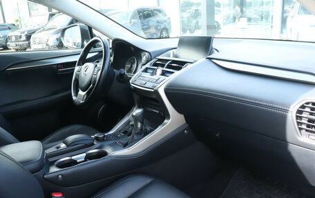 Lexus NX I, 2017 год, 3 080 000 рублей, 10 фотография