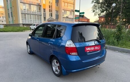Honda Fit III, 2002 год, 400 000 рублей, 5 фотография