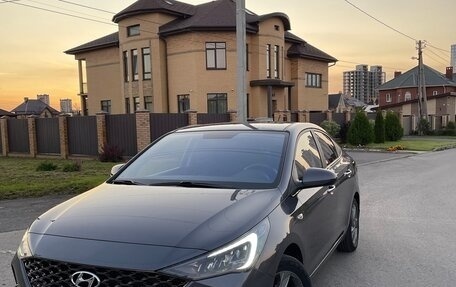 Hyundai Solaris II рестайлинг, 2021 год, 1 840 000 рублей, 3 фотография