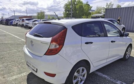 Hyundai Solaris II рестайлинг, 2013 год, 990 000 рублей, 5 фотография