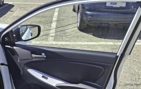 Hyundai Solaris II рестайлинг, 2013 год, 990 000 рублей, 15 фотография