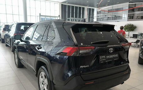 Toyota RAV4, 2019 год, 2 750 000 рублей, 8 фотография
