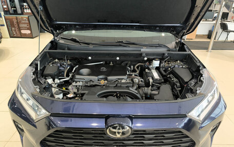 Toyota RAV4, 2019 год, 2 750 000 рублей, 11 фотография