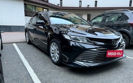 Toyota Camry, 2018 год, 2 500 000 рублей, 1 фотография