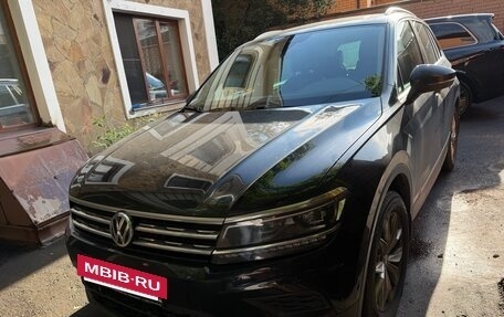 Volkswagen Tiguan II, 2020 год, 3 470 000 рублей, 2 фотография