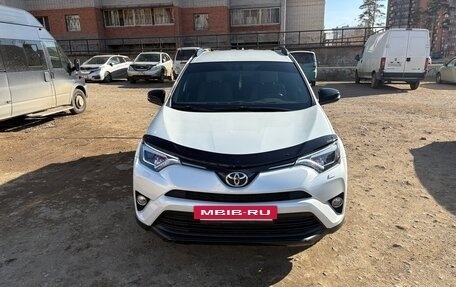 Toyota RAV4, 2018 год, 3 000 000 рублей, 2 фотография