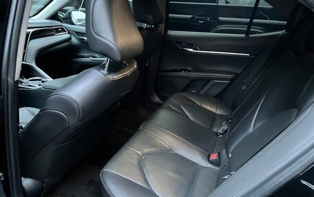Toyota Camry, 2018 год, 2 500 000 рублей, 12 фотография