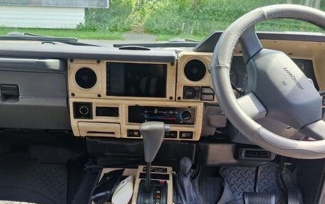 Toyota Land Cruiser 70, 1992 год, 3 500 000 рублей, 32 фотография