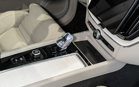 Volvo XC60 II, 2026 год, 10 600 000 рублей, 17 фотография