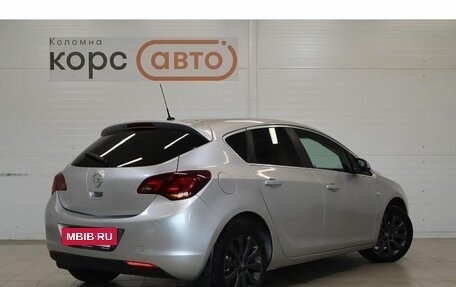 Opel Astra J, 2010 год, 629 000 рублей, 3 фотография