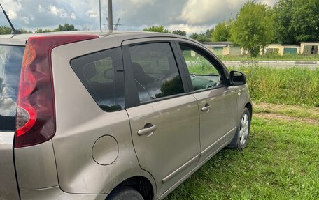 Nissan Note II рестайлинг, 2010 год, 700 000 рублей, 4 фотография